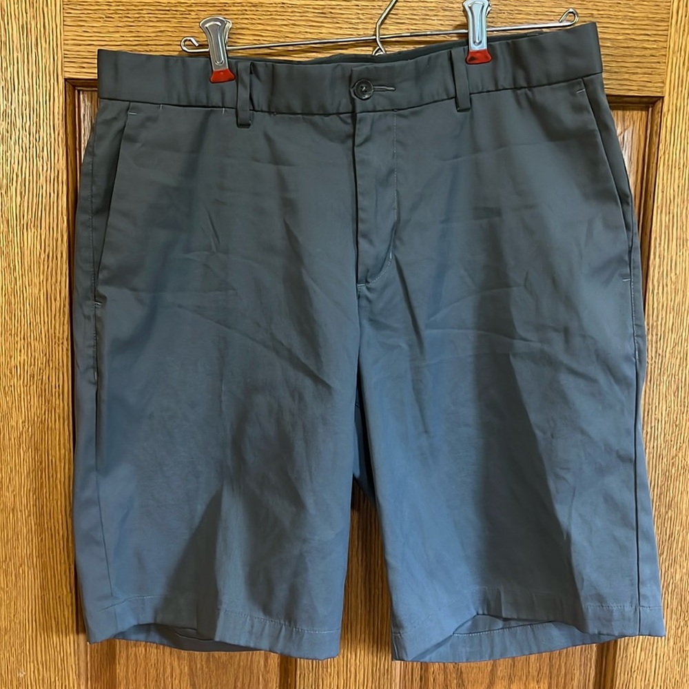 Nike golf shorts